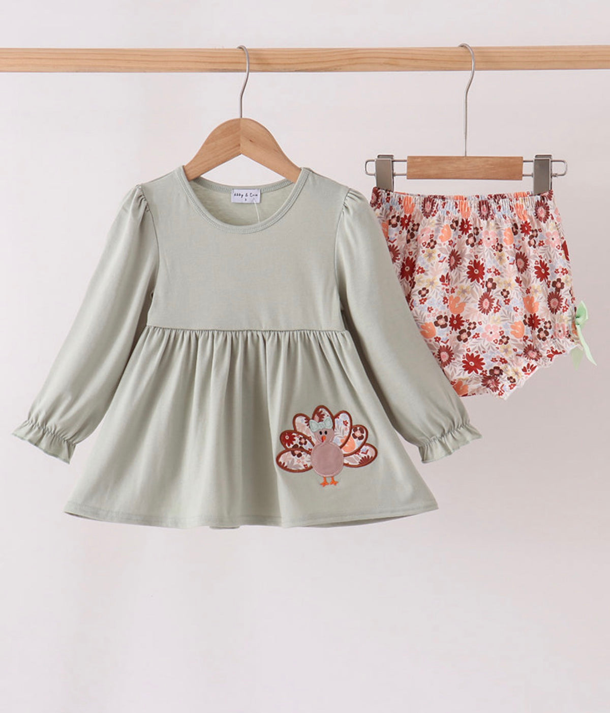 Sage Turkey Appliqué Bloomer Set